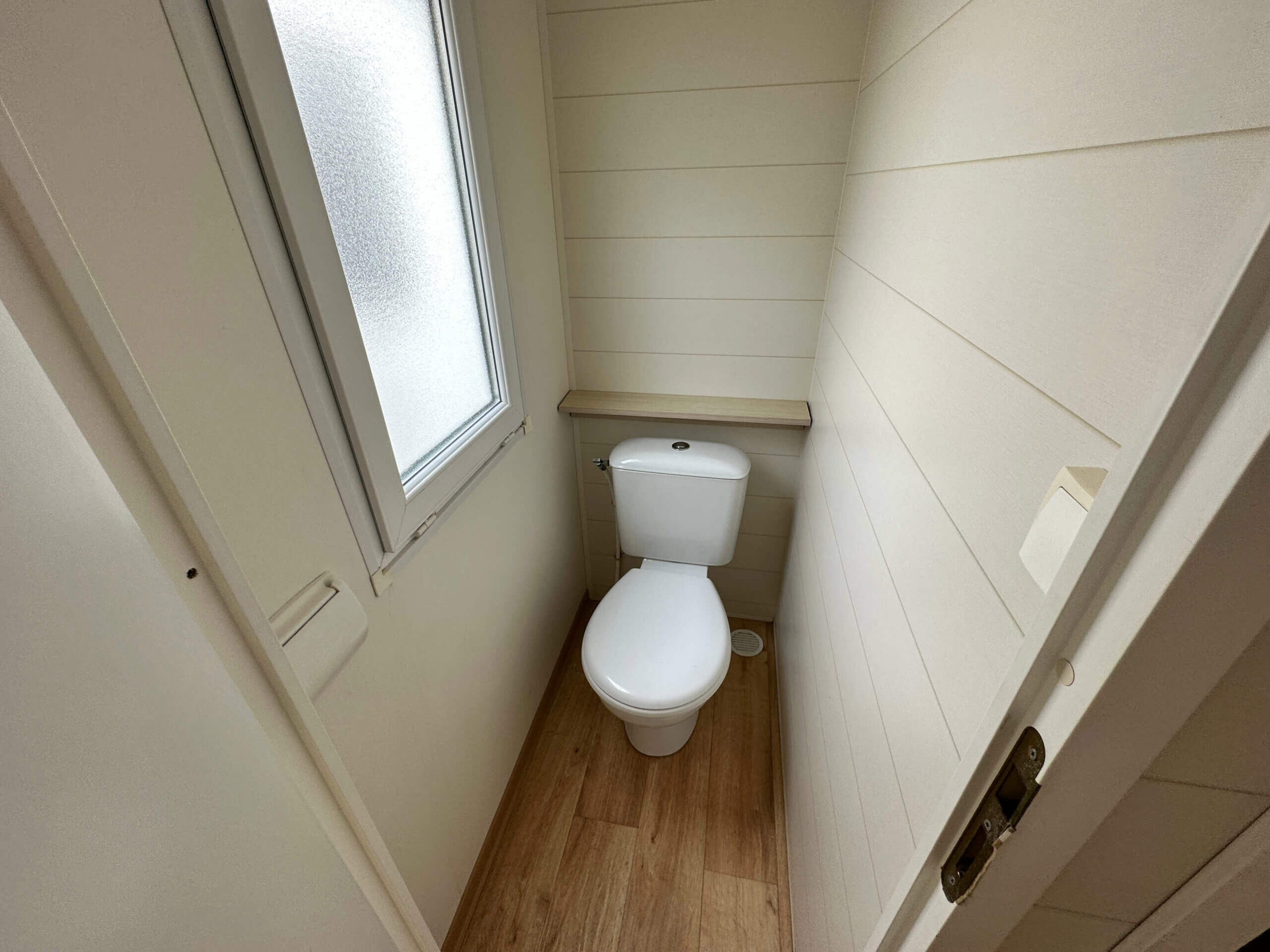 LOUISIANE OAKLEY 376 – Image 5